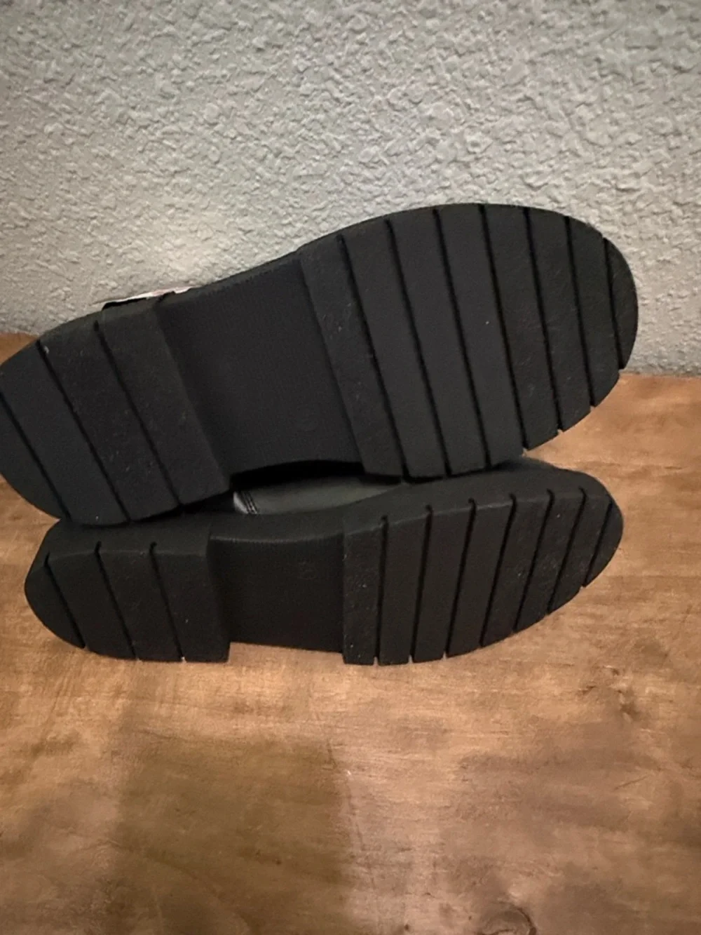 art class classic black